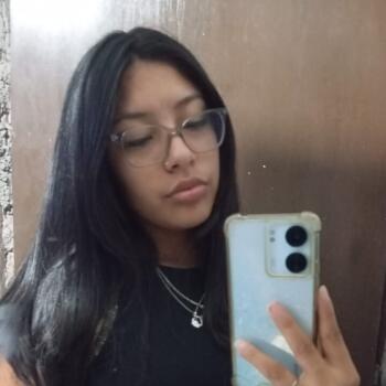 Babysitter in Pilar: Karyme