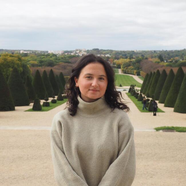 Babysitter in Antony: Juliette