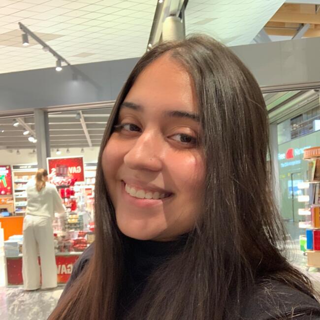 Babysitter em Vila Nova da Rainha: Alice Ke