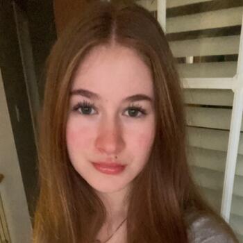 Baby-sitter in Oshawa: Samantha