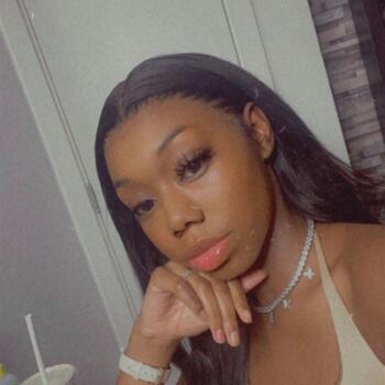 Babysitter in London: Dijonay