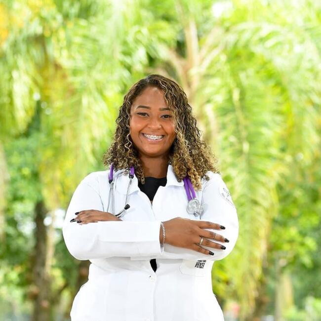 Babá em Duque de Caxias: Sabrine