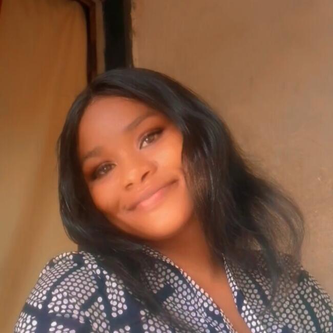 Babysitter in Kirchberg: Jacqueline