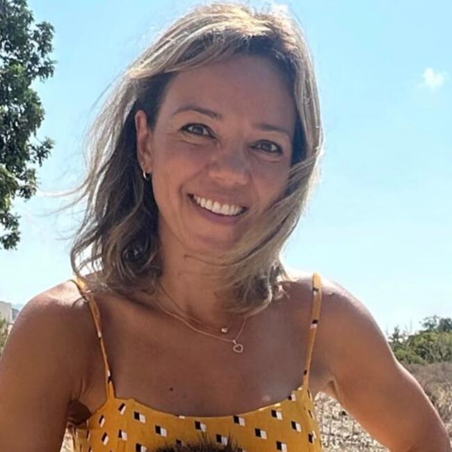 Babysitter στην περιοχή Pégeia: Vir