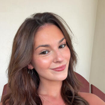 Baby-sitter Longueuil: Amy