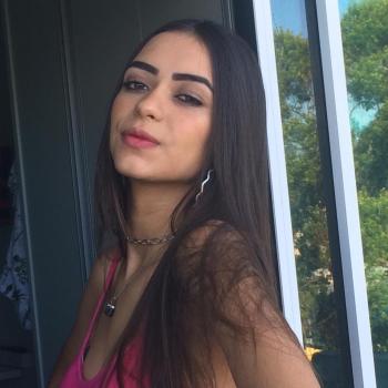 Babá São José (São José): Karen