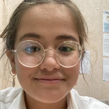 Babysitter in Porirua: Ava