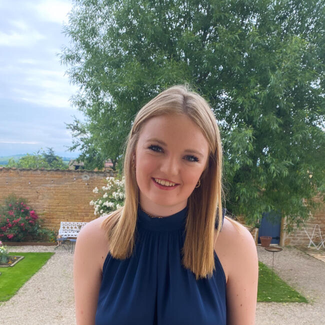 Babysitter in Cogny: Lou