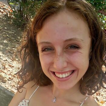 Babysitter in Sint-Lambrechts-Woluwe: Olympe