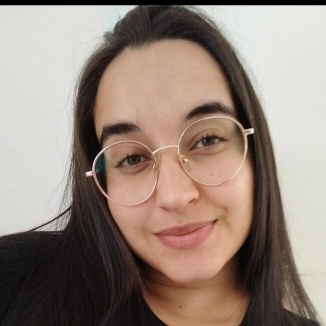 Babysitting job in Uberlândia: Ana