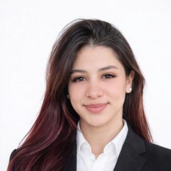 مربية أطفال في الهراويين: Ahlam