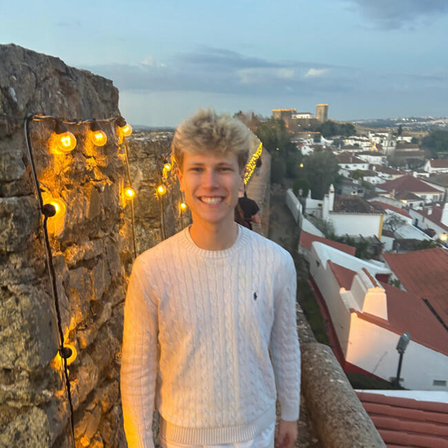 Babysitter in Hooglede: Lars