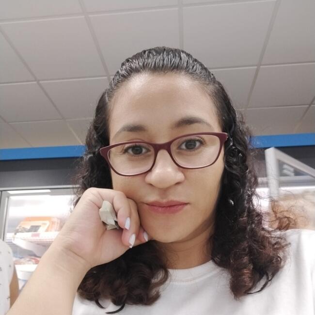 Canguro en Hospitalet de Llobregat: Jeny carolina