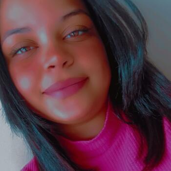 Babysitter Praia Grande: Alexya