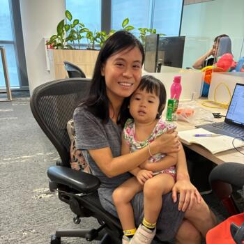 Singapore Island 的临时保姆工作: 临时保姆工作 Vivien