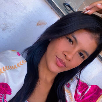 Babá em Paço do Lumiar: Mikaele