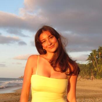 Babysitter in Madrid: Avery