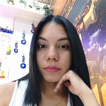 Babysitter in Alcalá de Henares: Adriana