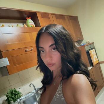 Babysitter Sarno: Carmela