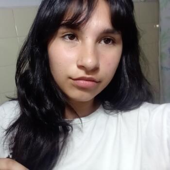 Babysitter in Vaqueros: Martina