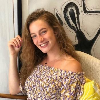 Babysitter Zwijndrecht: Larissa
