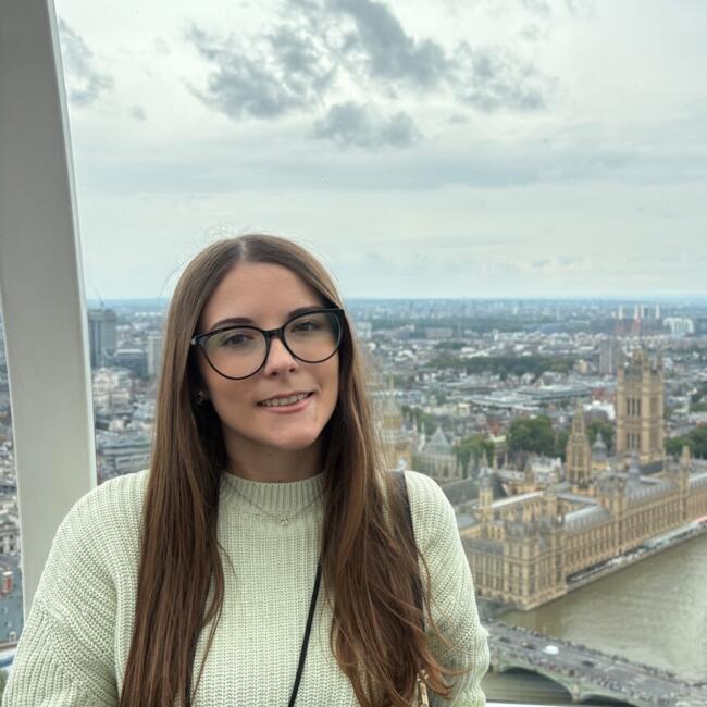 Babysitter in Fuengirola: Laura Estévez