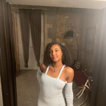 Babysitter in Ivry-sur-Seine: Coline
