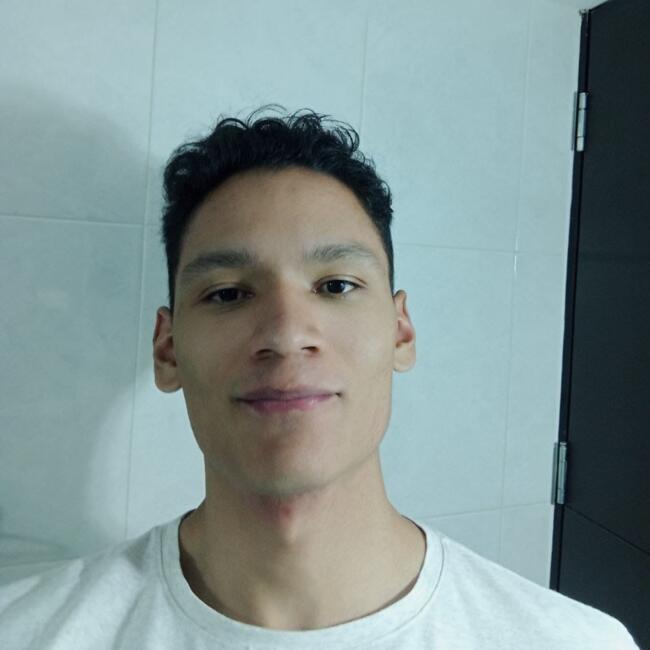 Babysitter in Ottobrunn bei München: Juan