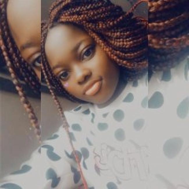 Babysitter in Schaarbeek: Belle