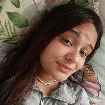 Babá em Almirante Tamandaré: Sthefany