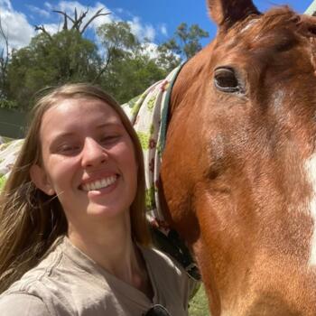 Babysitter in Brisbane: Amy