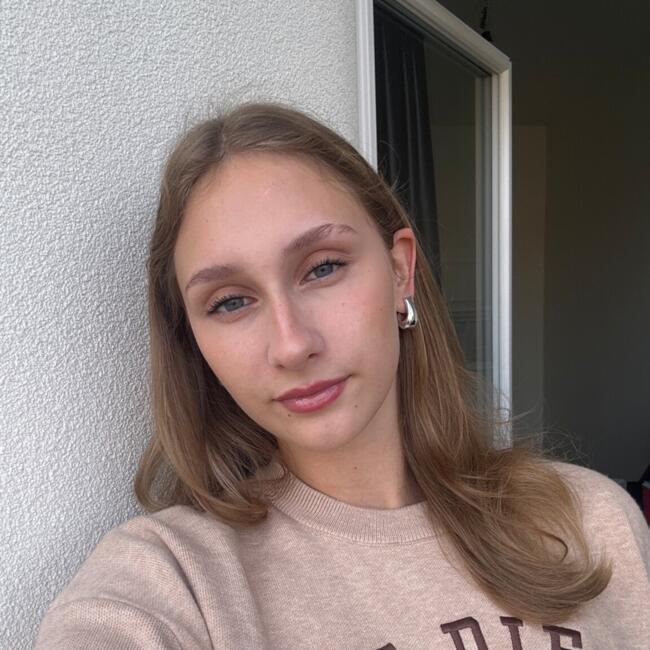 Babysitter in Jette: Victoria