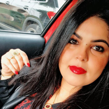 Babysitter Périgueux: Mounia