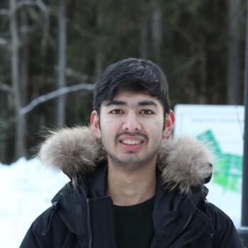 Babysitter in Helsinki: Drishya