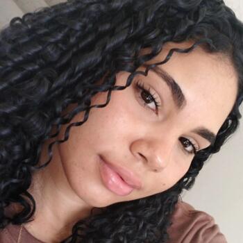 Babysitter São Luís: Valéria