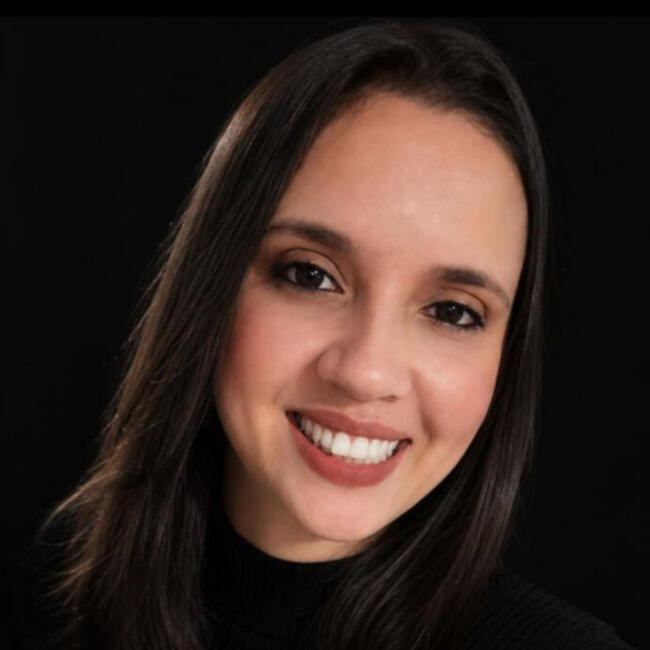 Babysitter in São José dos Campos: Amanda