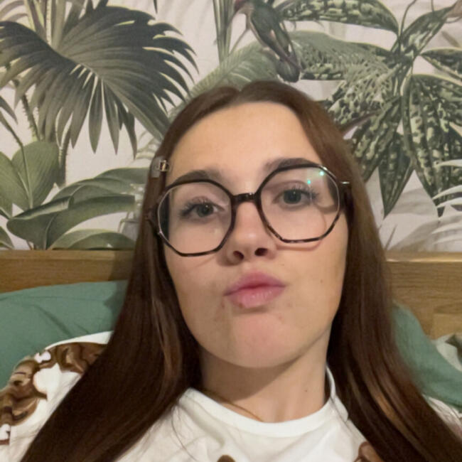 Babysitter in Calais: Lilou