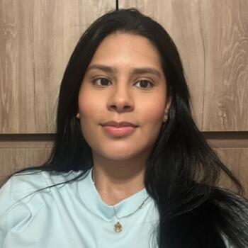 Babysitter in Quincy-sous-Sénart: Catalina