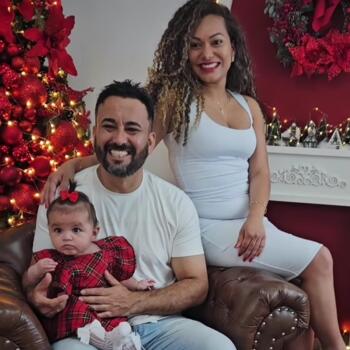 Babysitting job in Fazenda Rio Grande: babysitting job Elika