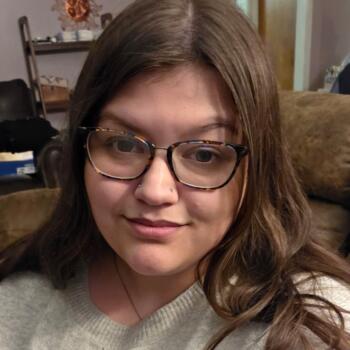 Babysitter in Hillsboro: Madison