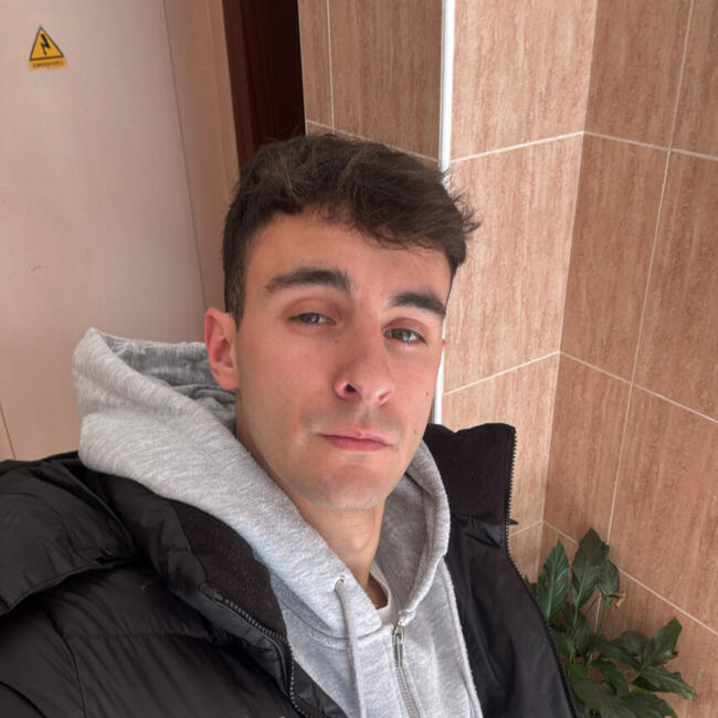 Canguro en Santander: Adrian