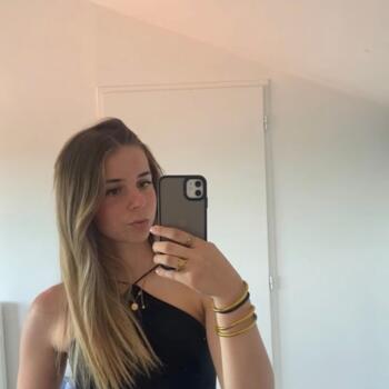 Babysitter in Montfort-en-Chalosse: Justine