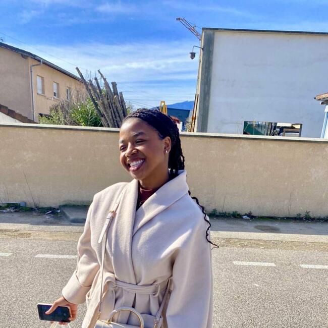 Babysitter in Geneva: Alicia