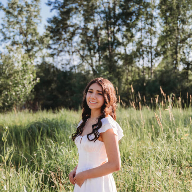 Babysitter in Grand Blanc: Denae