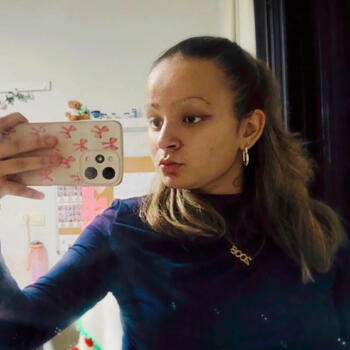 Babysitter in Roeselare: Nina