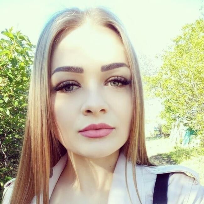 Assistante maternelle à Bredene: Полина