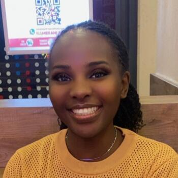 Alanya Bölgesinde Dadı: Prossy