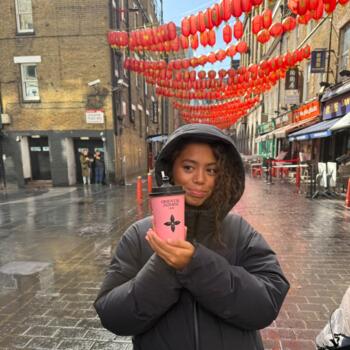 Babysitter Moisselles: Loane