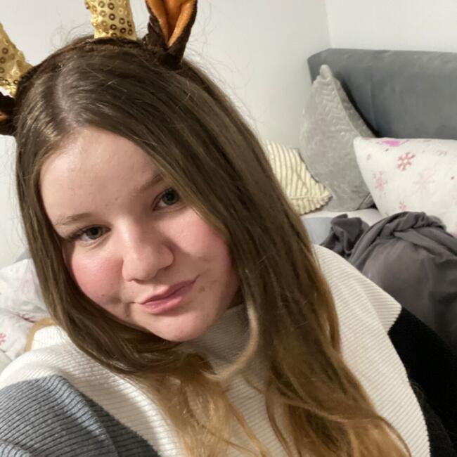 Babysitter in Kottingbrunn: Lara