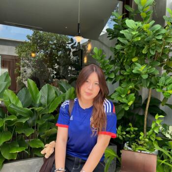 Babysitter in Singapore Island: Zoe